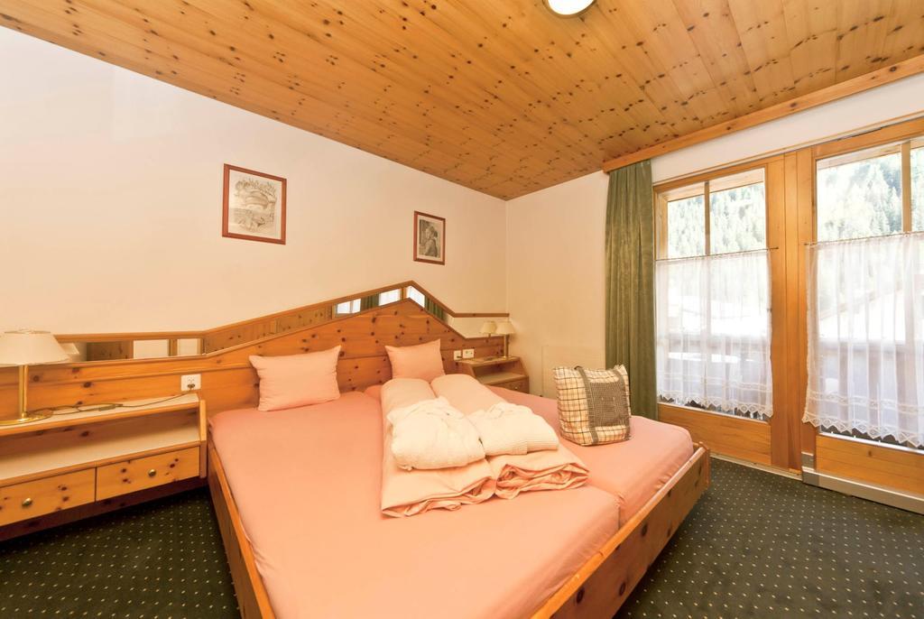Appartement Laerchenhof Samnaun Pokoj fotografie